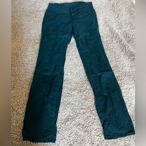 J Brand skinny leg jeans, riviera blue color, size 28